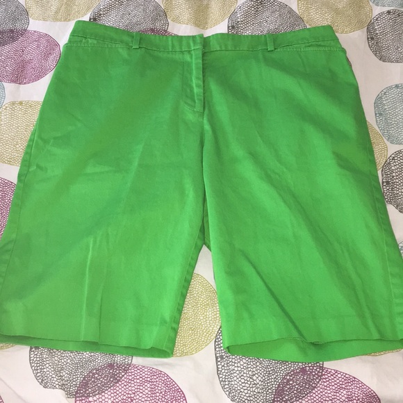 Green size 14 Shorts - Picture 1 of 4
